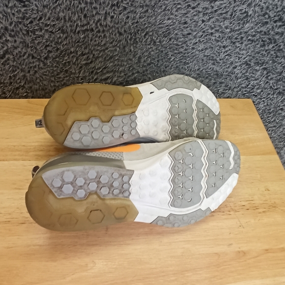 Men 10 Gray Nike Training Lace Up Low Top Orange Logo Zoom Athletic Shoes - Picture 8 of 9